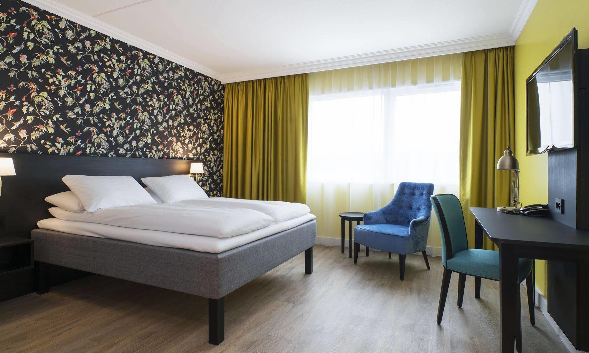 Thon Hotel Triaden Lorenskog Exterior photo